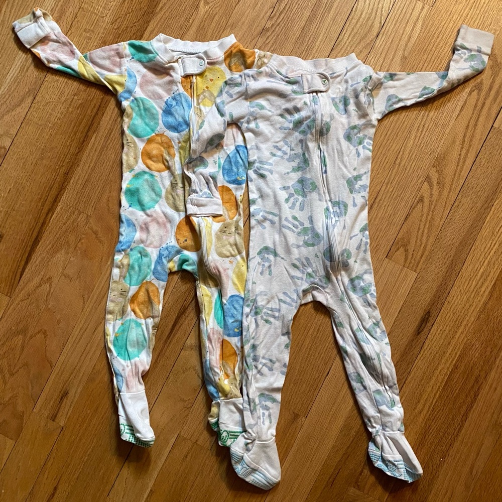Burt’s Bees Baby 18M zippy pajamas - set of 2